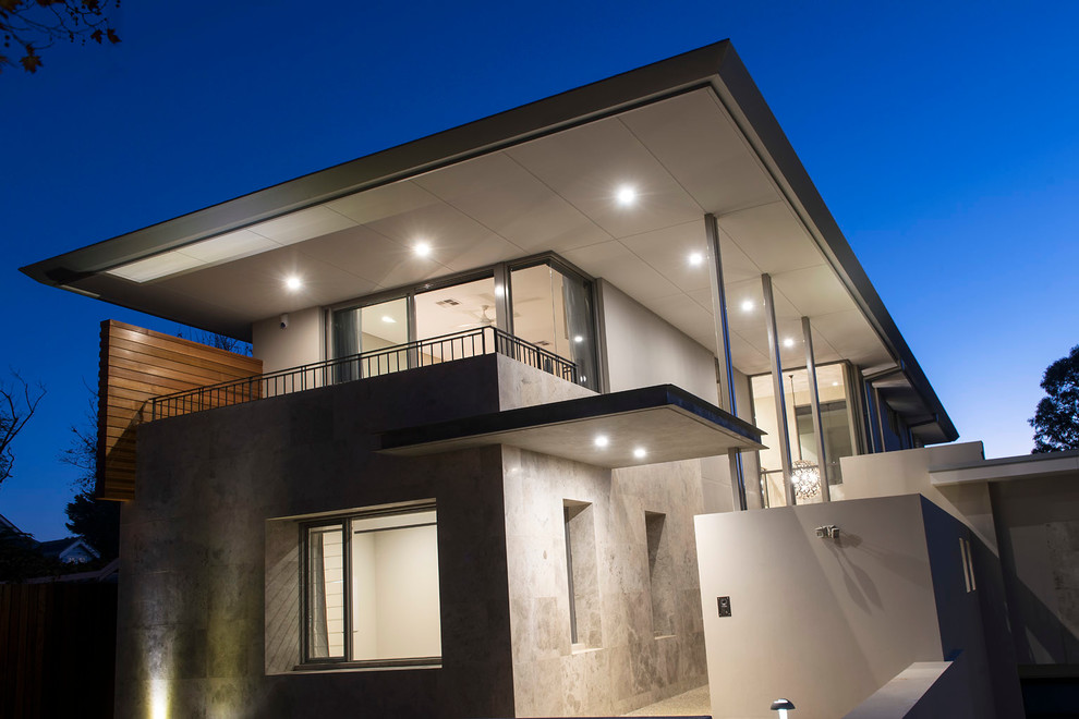 Design ideas for a large contemporary exterior in Perth.