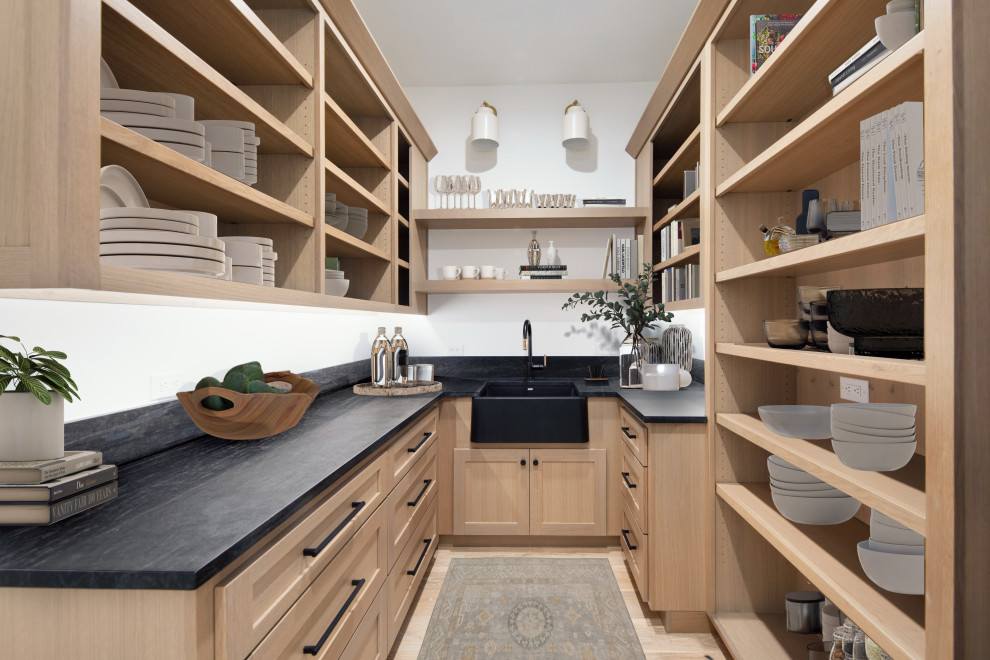 Example of a transitional kitchen design in Austin
