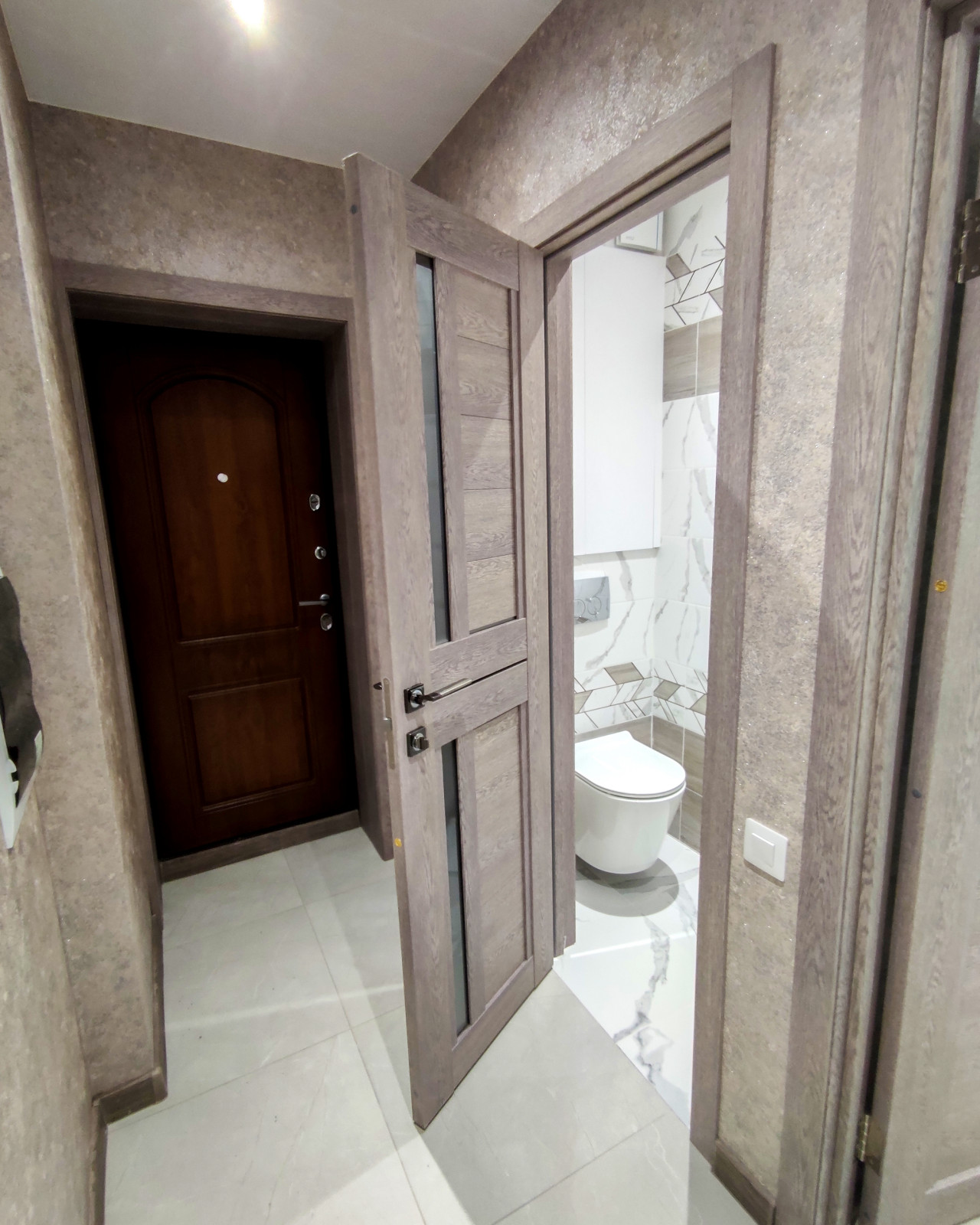 Прихожая в 2х комнатной квартире