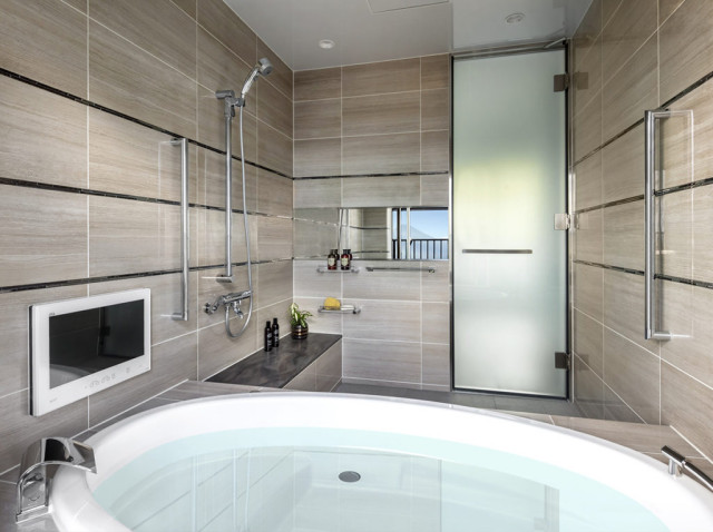 美しい景色にみとれる Modern Bathroom By Baincouture Nikko Order Made Bathroom Houzz