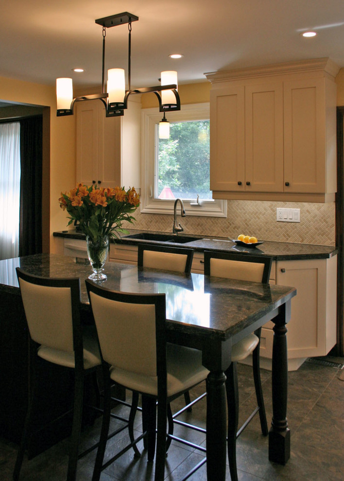 Kitchen - transitional kitchen idea in Toronto