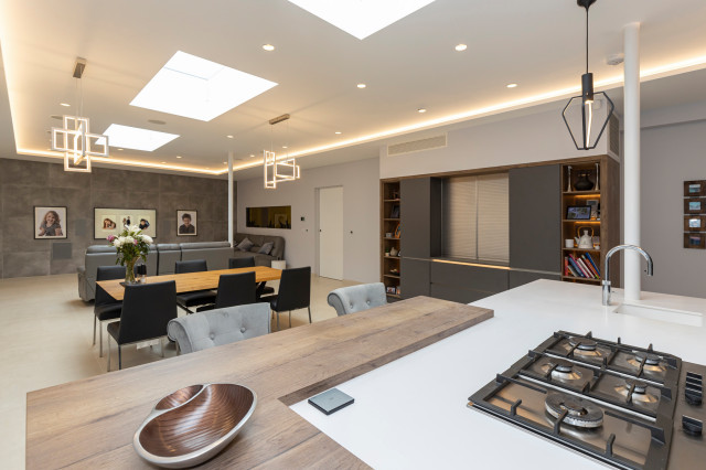 Chiltern Avenue modern-kitchen