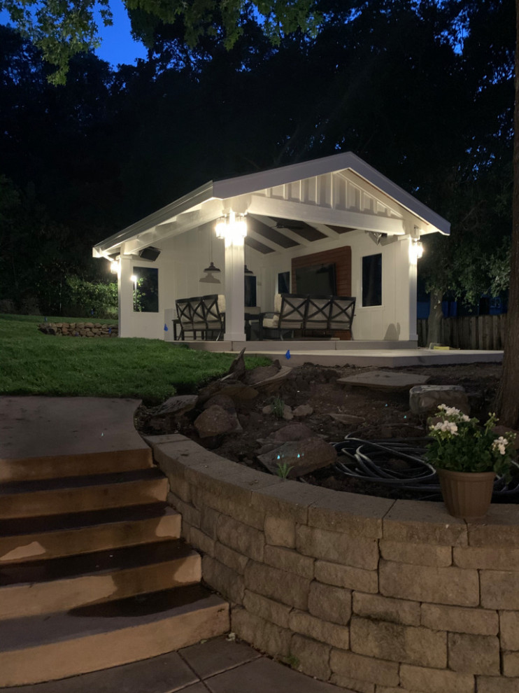Glendora - Pavilion