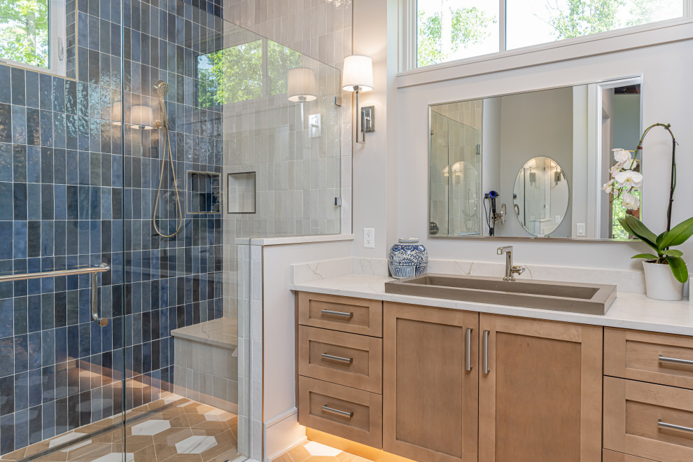 Bathroom - transitional bathroom idea