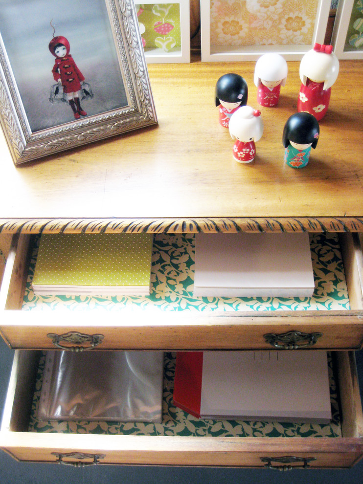 Photo of an eclectic home office in Sydney.