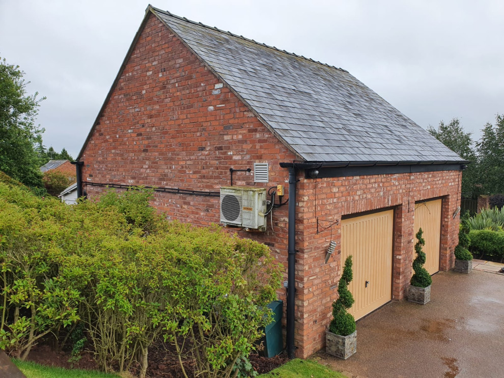 Garage Conversion to Man Pad