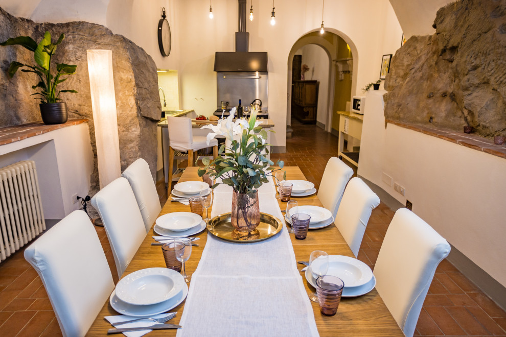 Esempio di una sala da pranzo