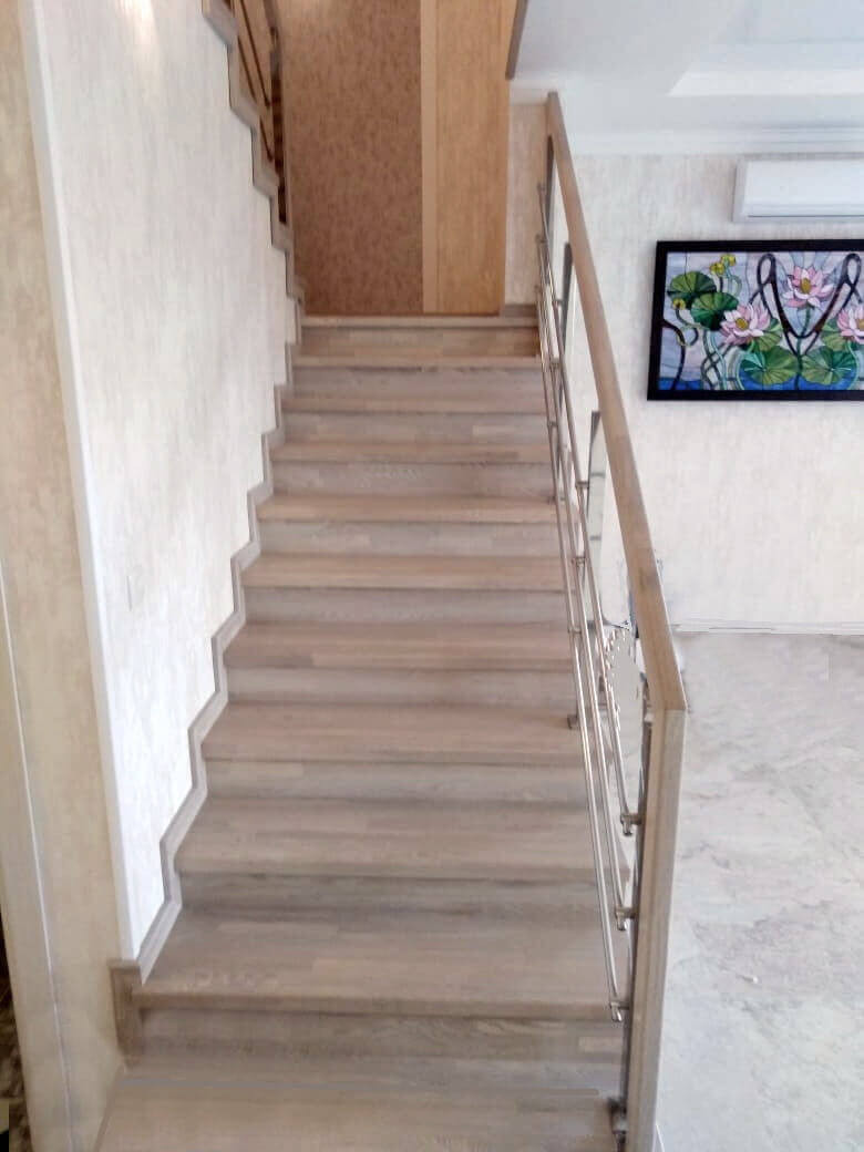 Обшивка лестницы