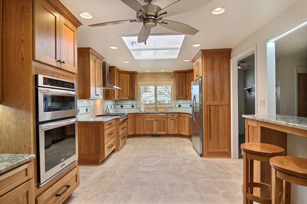 Example of a transitional kitchen design in Phoenix