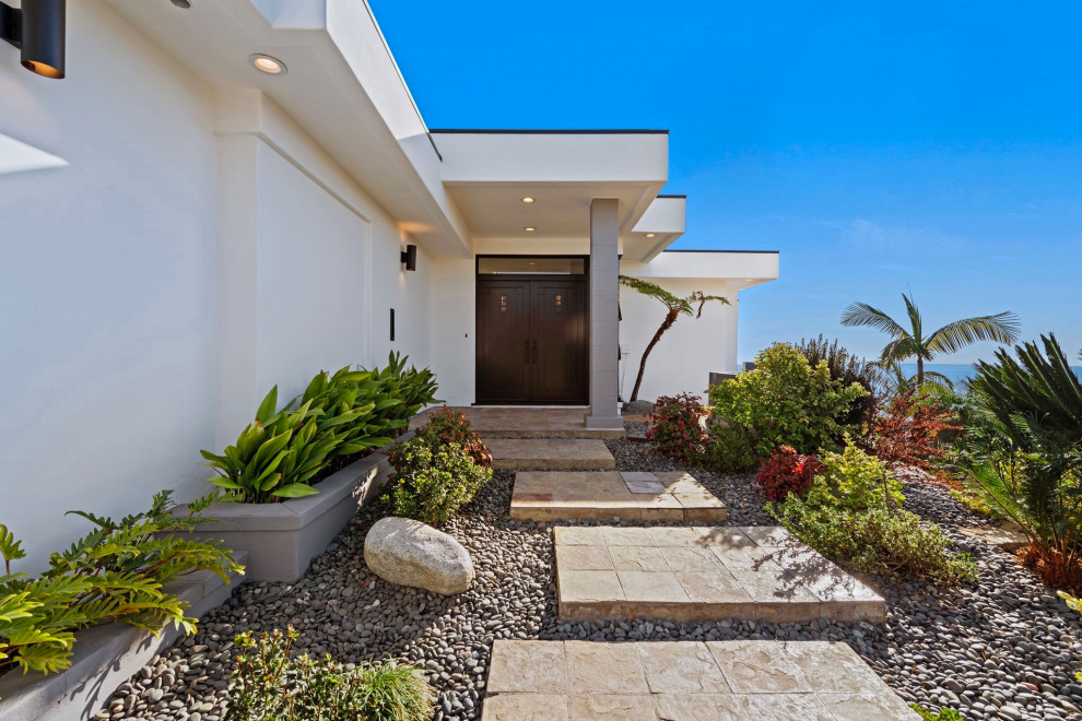 EXTERIOR PAINT