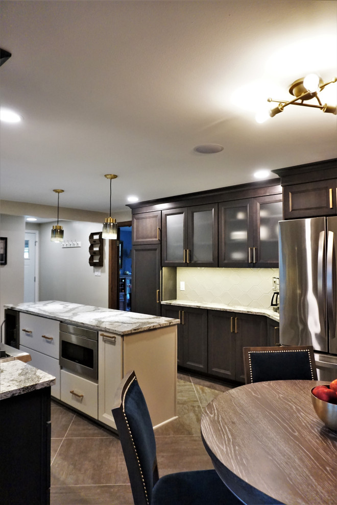 Home design - transitional home design idea in New York