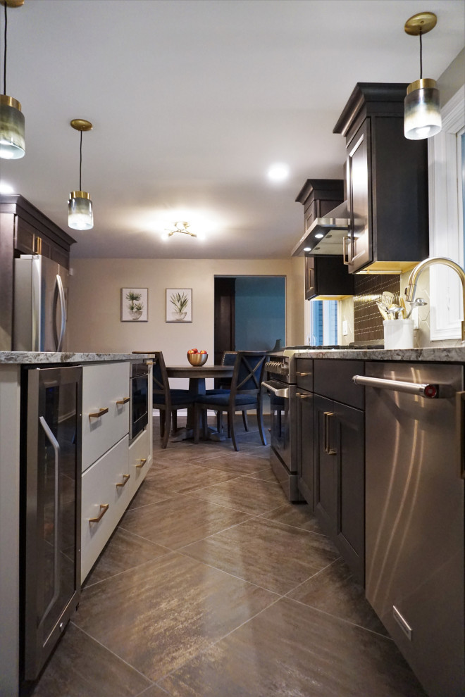Example of a transitional kitchen design in New York