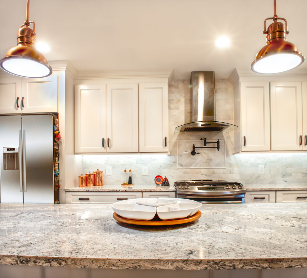 Inspiration for a transitional kitchen remodel in DC Metro