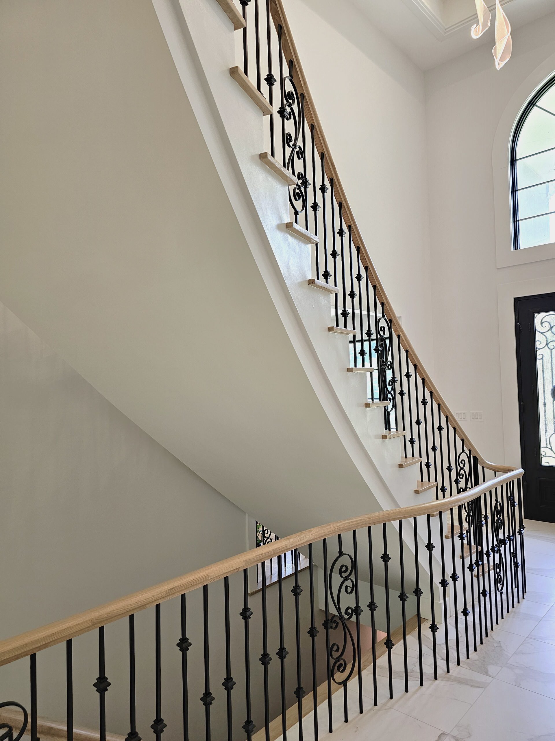 120_Luxurious White Oak Stair with Iron Balusters, Great Falls, 22066