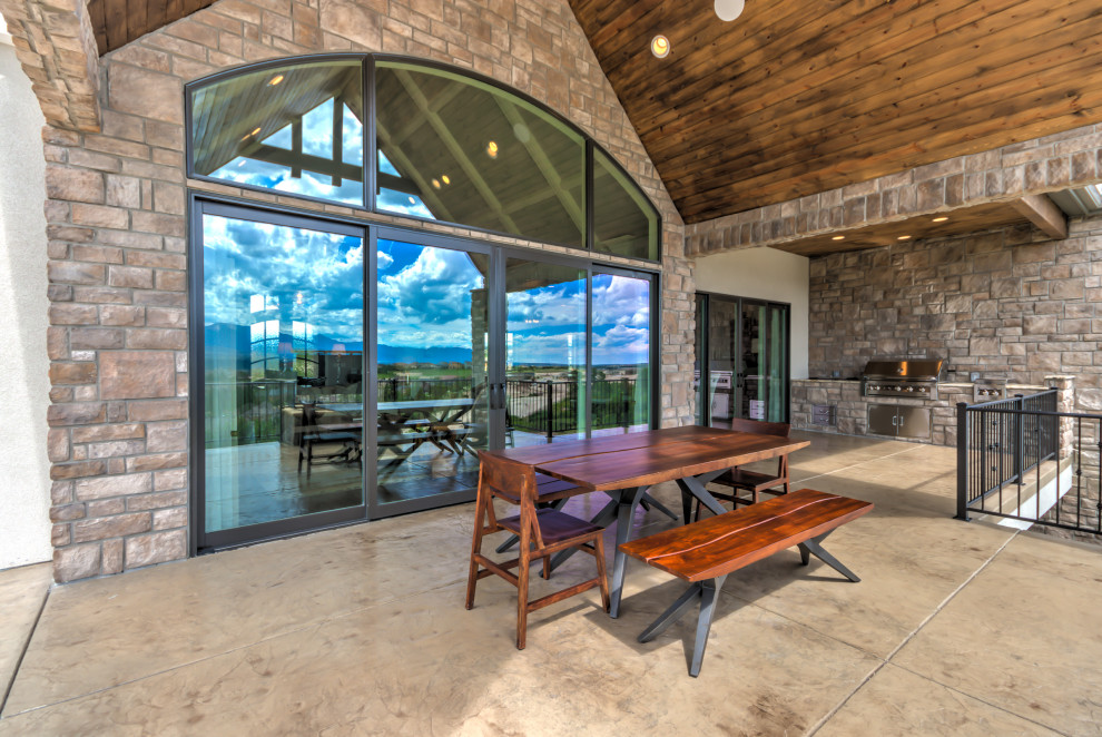 Home design - transitional home design idea in Denver