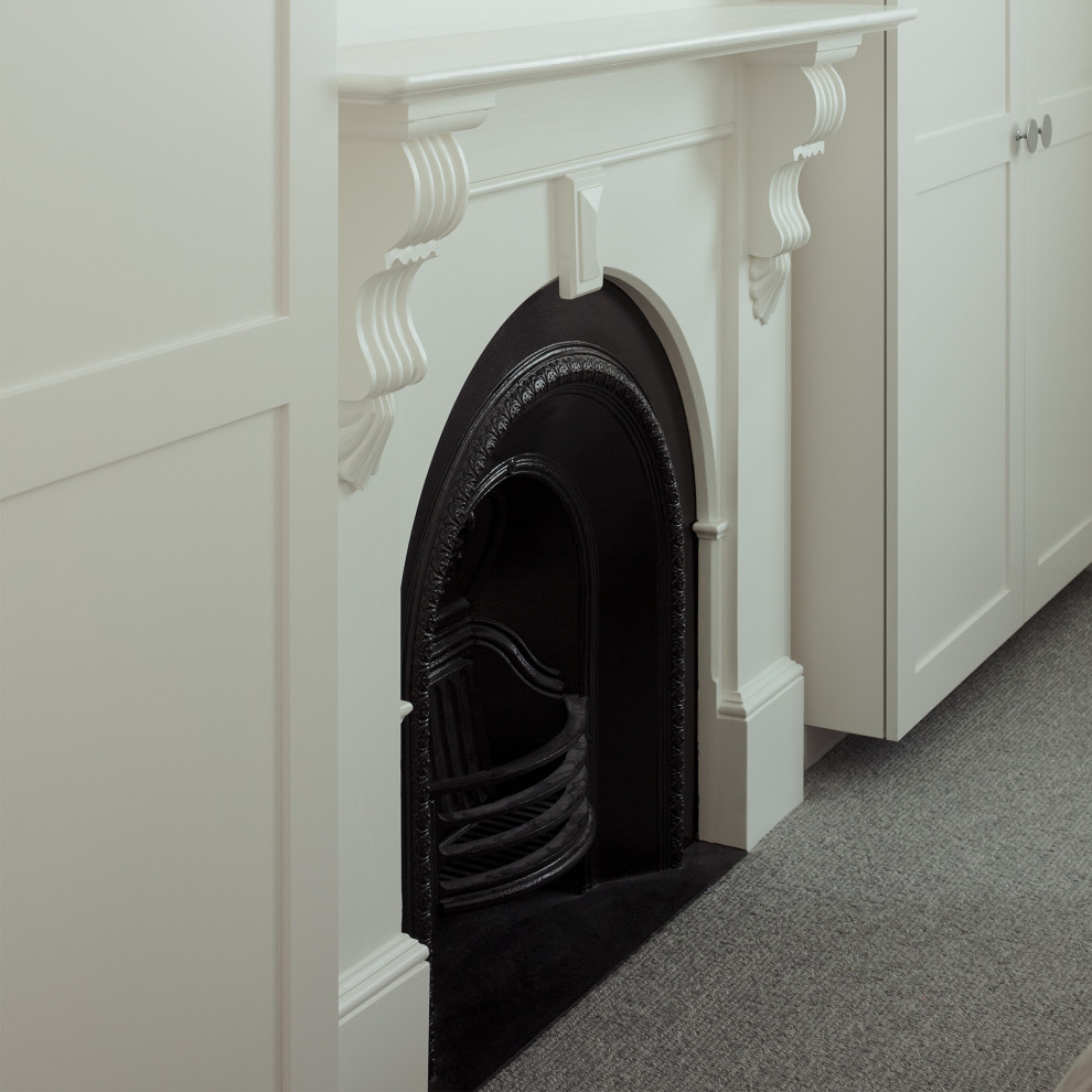 Contemporary bedroom in Melbourne.