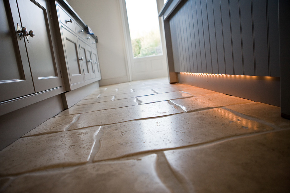 This is an example of a nautical home in Cheshire.