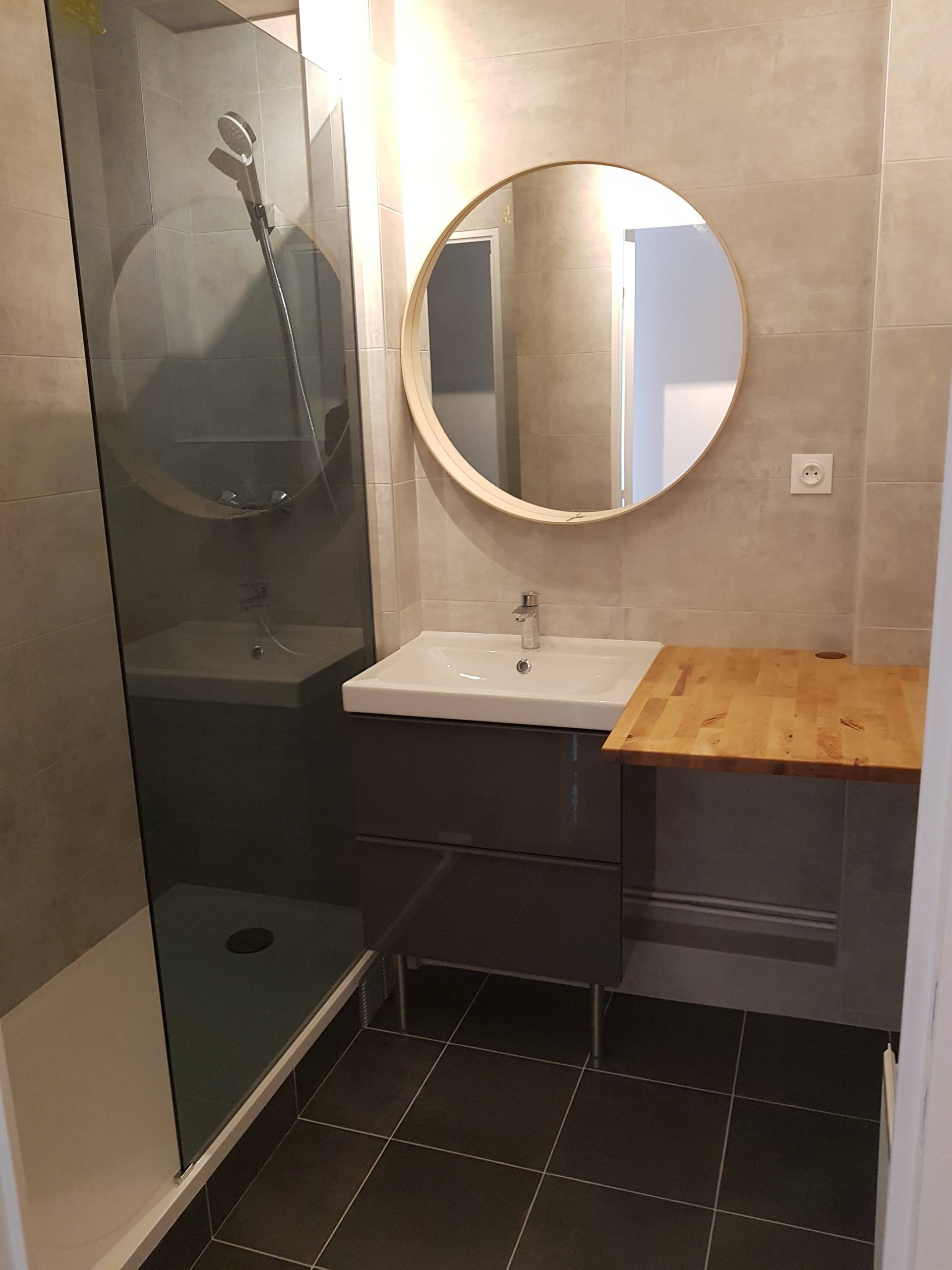 Salle de bain (Levallois- Perret)