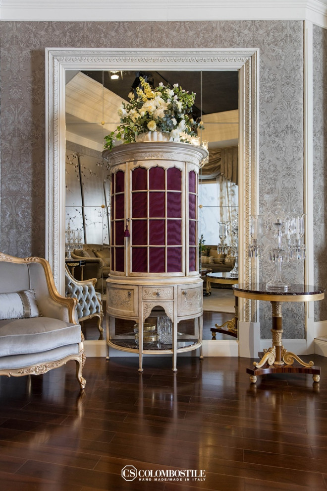 Sandra Rossi Collection