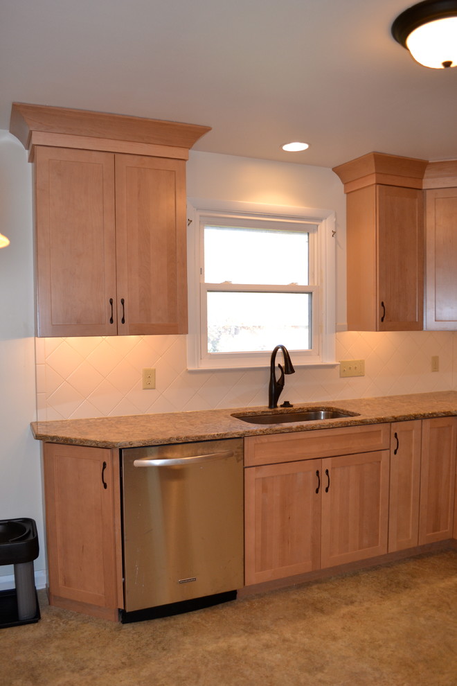 Transitional kitchen photo in Baltimore