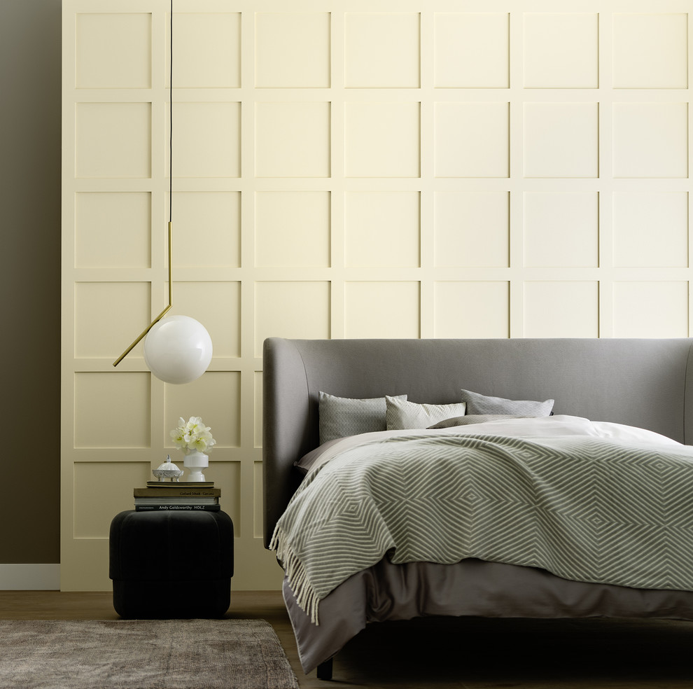 Inspiration för klassiska sovrum, med beige väggar