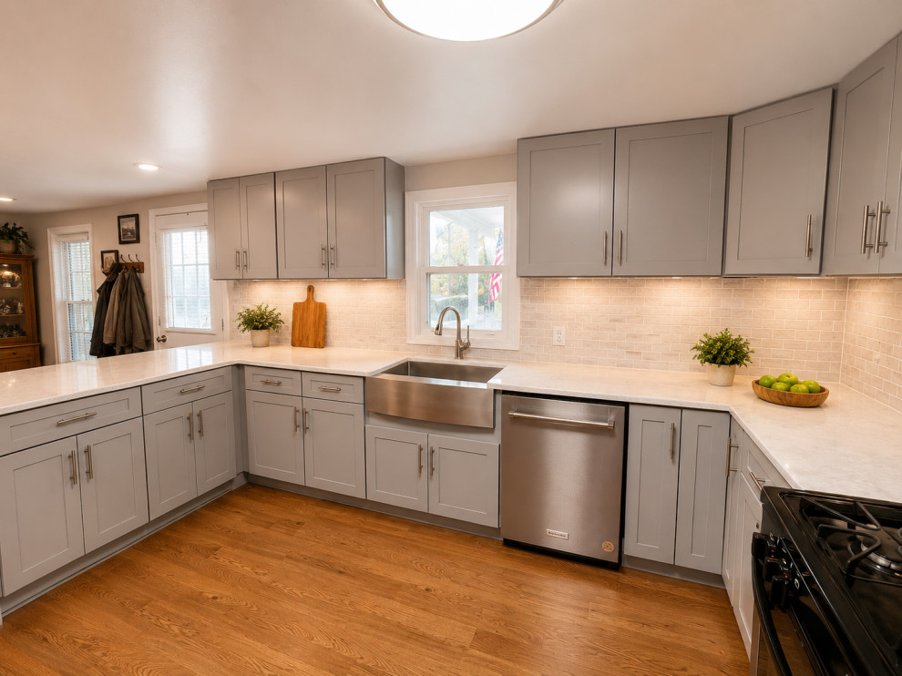 Jackson / Grey Catalina Shaker Kitchen