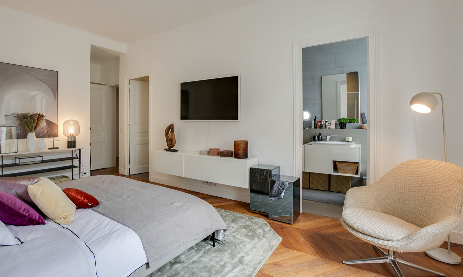 Уютный дом в Париже - BoConcept