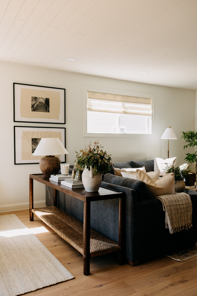 Paradise Ave. Living Room