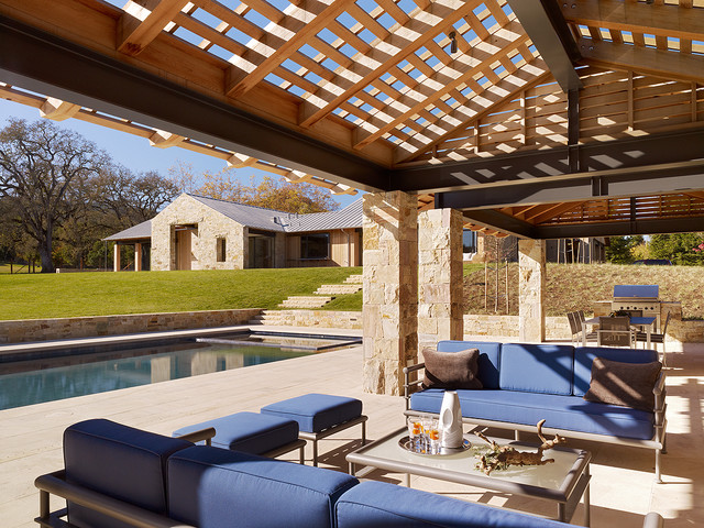 Pool House di-transizione-piscina