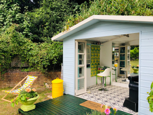 How To Choose Flooring in a Garden Shed: Tips and Advice