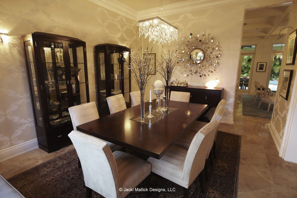 Inspiration for a contemporary dining room in Miami.