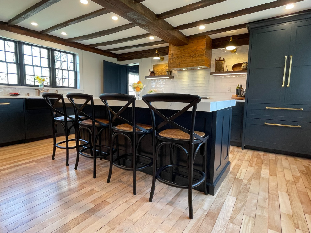 Kennebunkport Farmhouse Revival