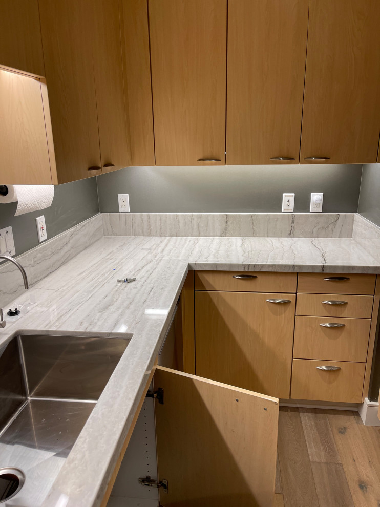 Quartzite Crack at Install