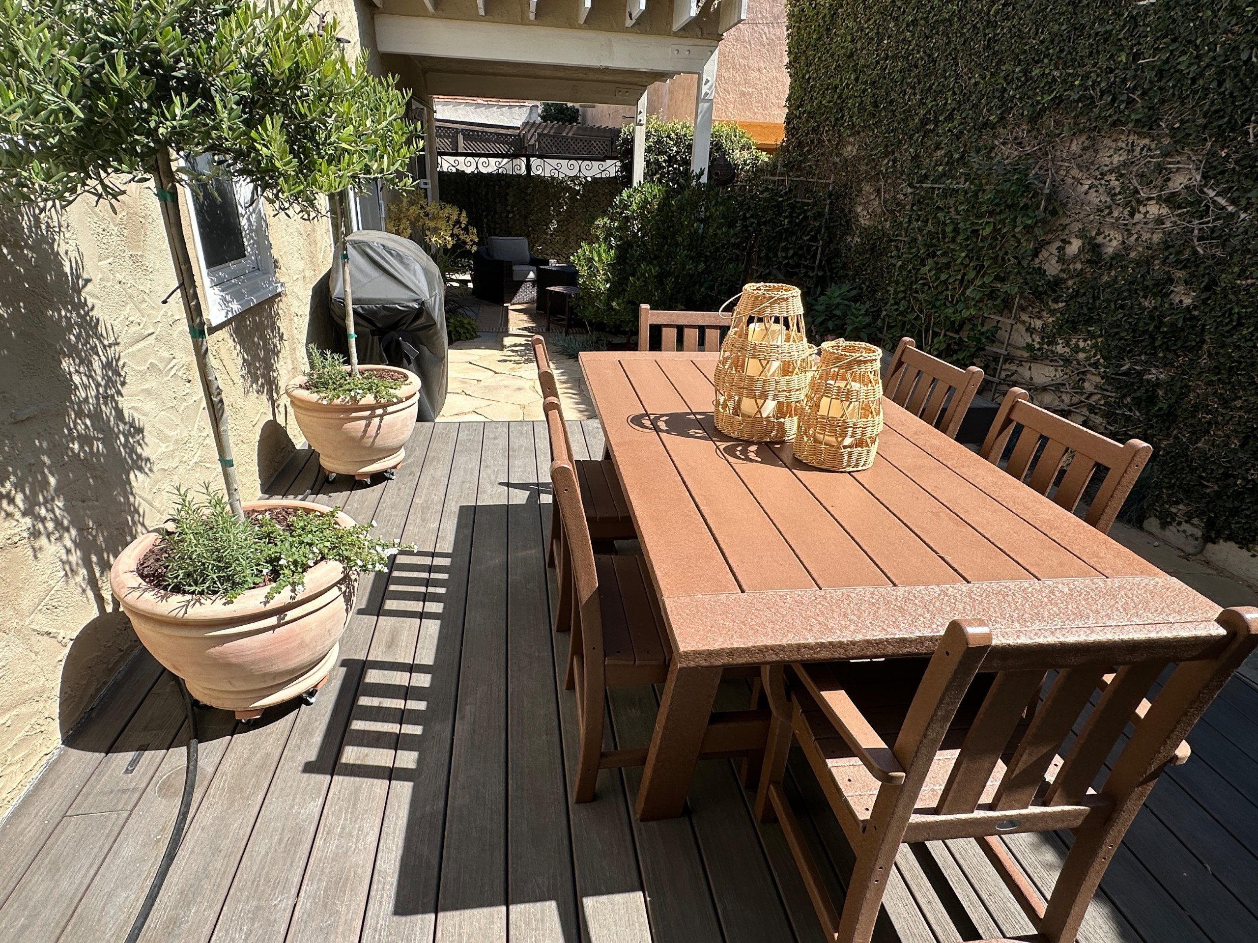 Long Beach Canals - Small Space Transformation