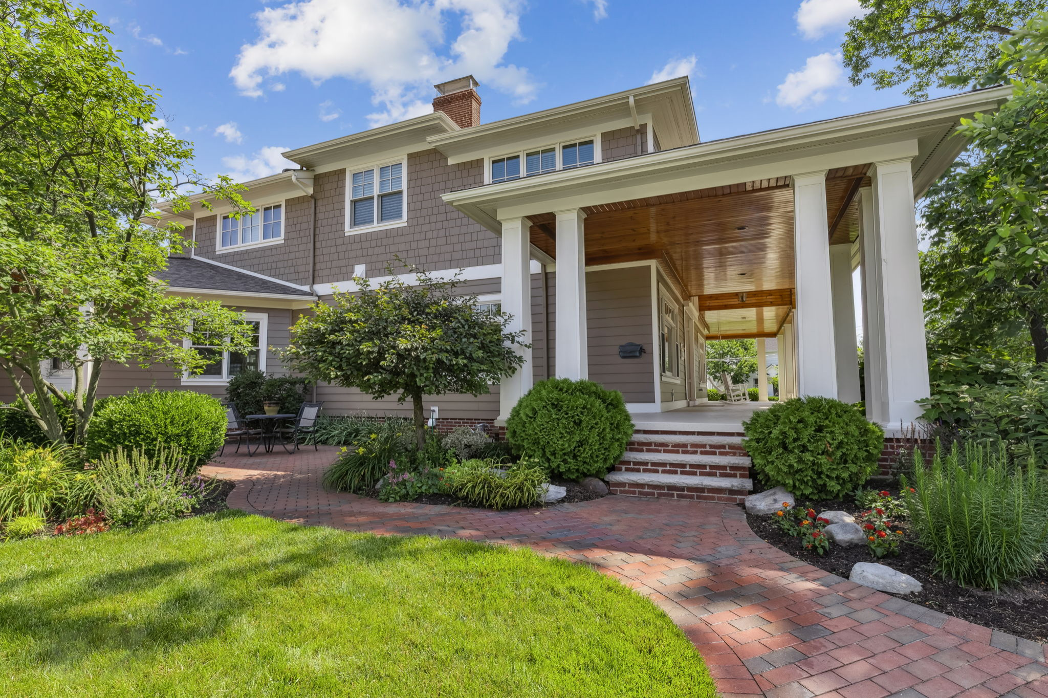Rocky River Front Porch 2024