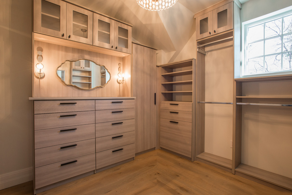 Home design - transitional home design idea in Denver