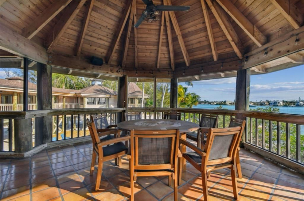MOKU - Tropical Island House