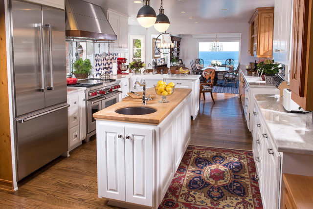 Coastal Living Remodel maritimt-koekken