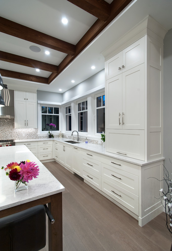 Inspiration for a transitional kitchen remodel in Vancouver