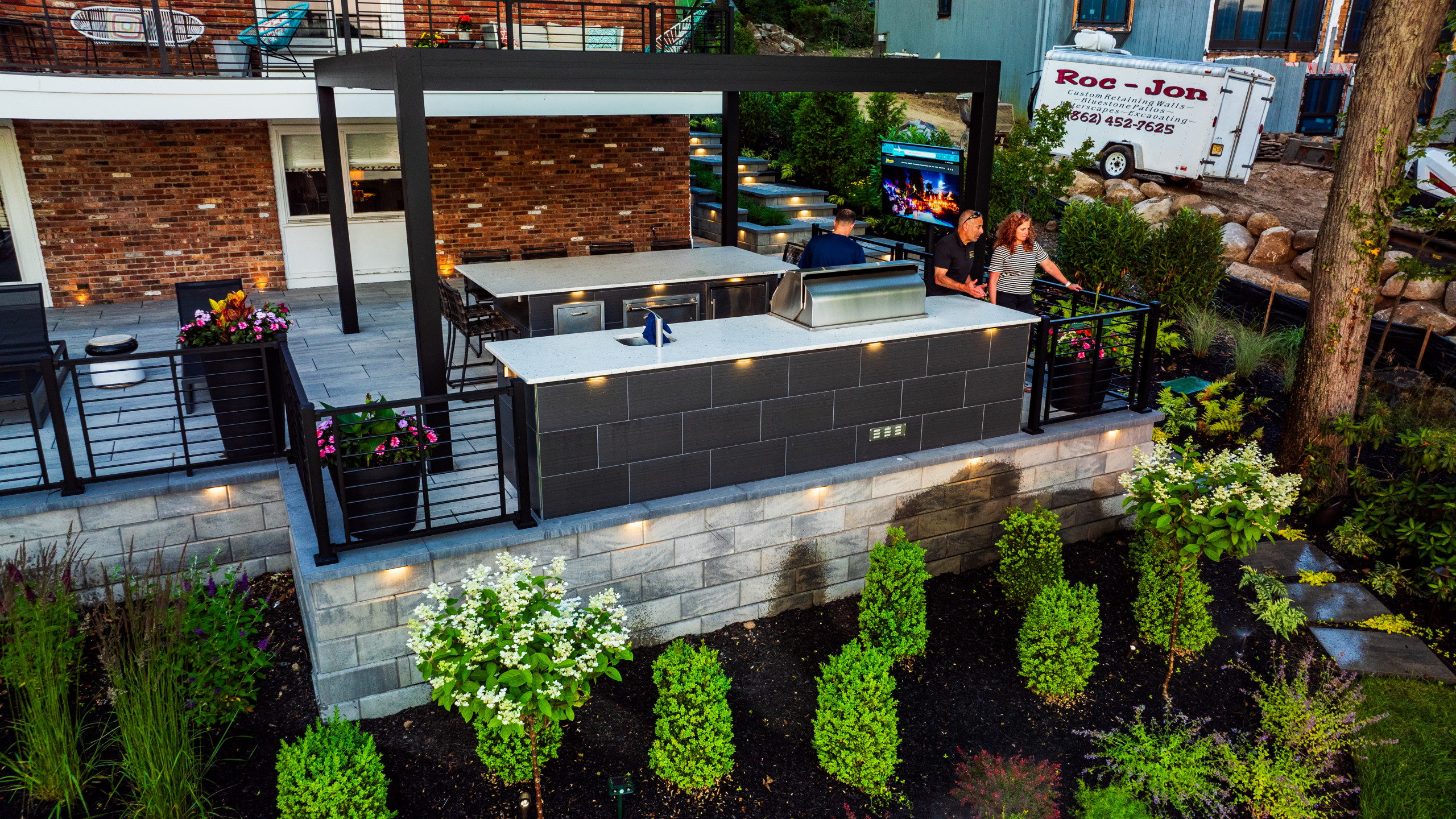 RAISED PATIO, OUTDOOR KITCHEN IN WAYNE NJ