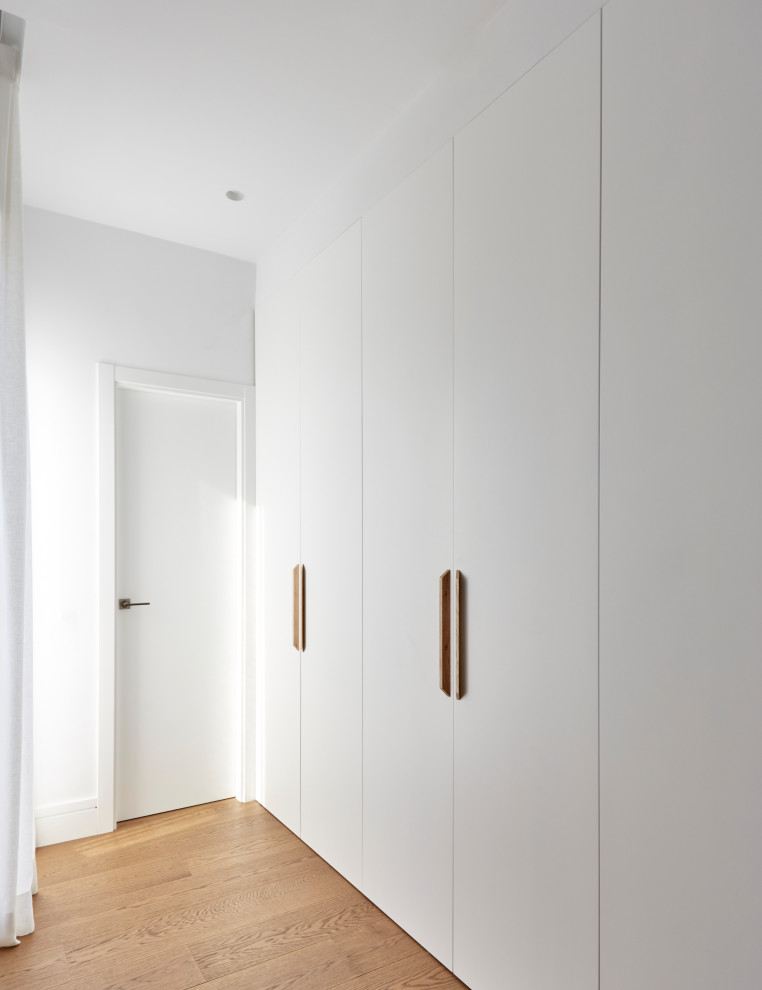 Salón abierto lleno de luz y calidez - Modern - Hall - Other - by ...