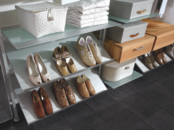 Shelving System moderne-armoire-et-dressing