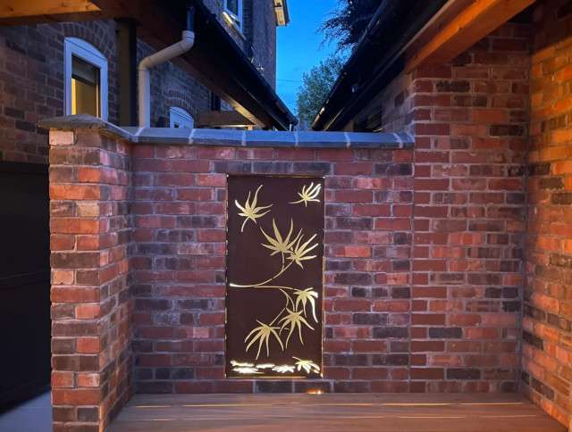 A Contemporary Hale Garden contemporary-garden