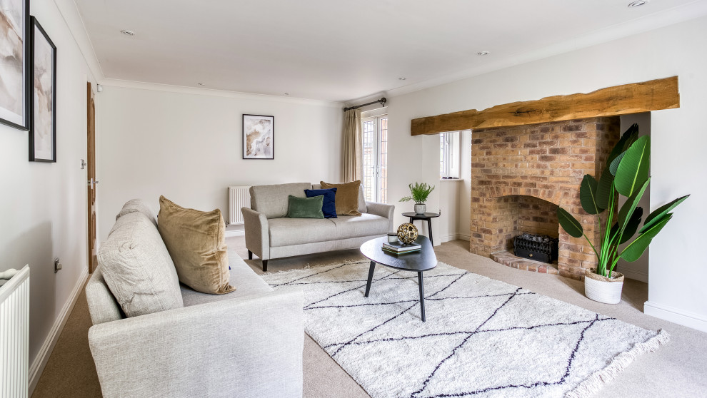 Staged to Sell - Part Furnished - Project Dovestone Gardens