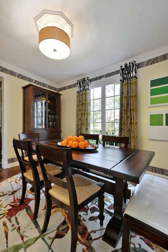 Design ideas for a traditional dining room in Austin.