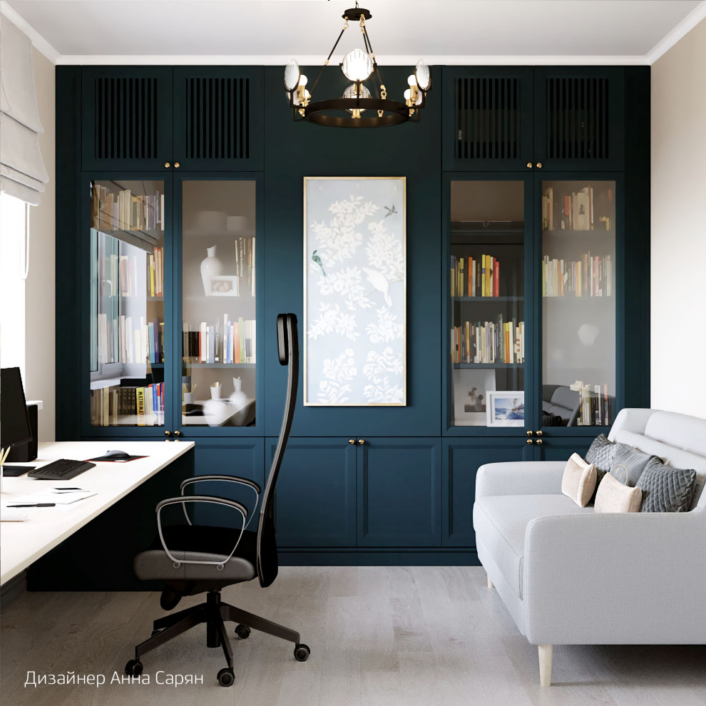 Кабинет в загородном доме в стиле неоклассика