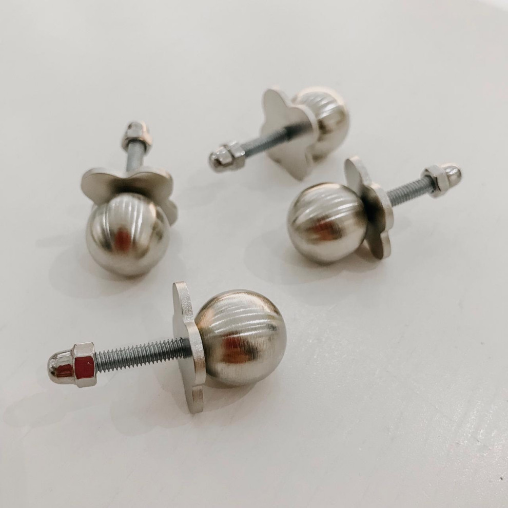 Эксклюзивные мебельные ручки