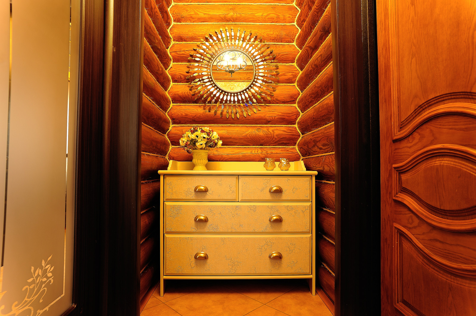 Бревенчатый дом для гостей