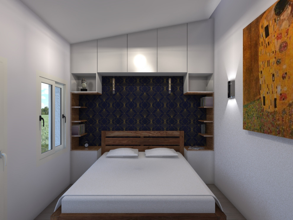 Cette image montre une petite chambre parentale design avec un mur blanc et parquet clair.