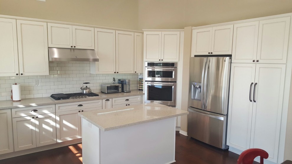 White Shaker Kitchen Cabinet